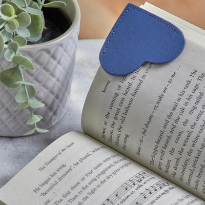 Heart Genuine Leather Corner Bookmark - ♥️